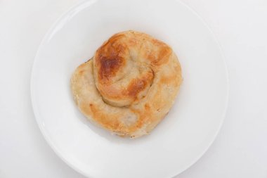 Bosna geleneksel yemekleri - börek turtası