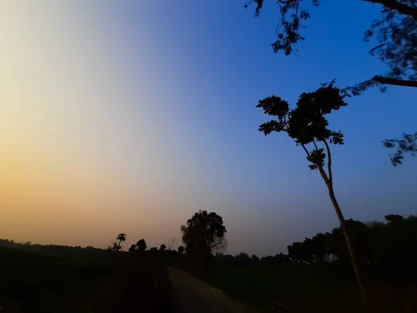 Sonnenuntergang Indische Umwelt Landwirtschaftliche Flächen Dorfstraße Und Schöne Färbung Himmel — Stockfoto