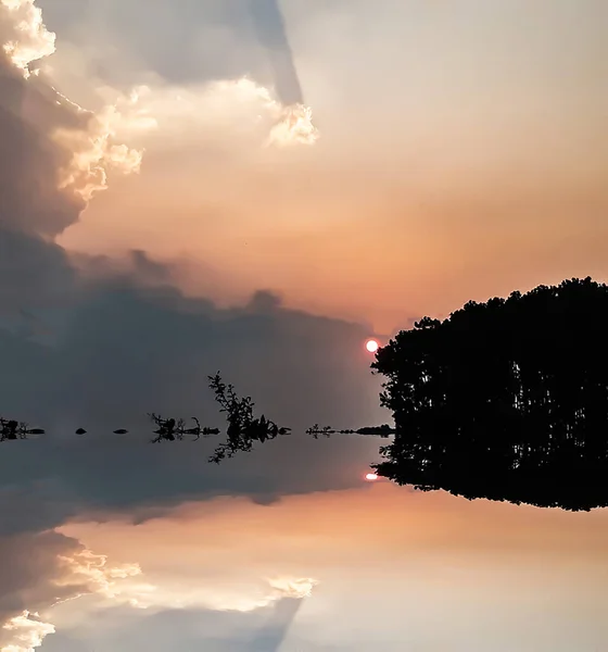 Indisches Dorf Umgebung Bei Sonnenuntergang Wolken Himmel Sonnenlicht Und Grüne — Stockfoto