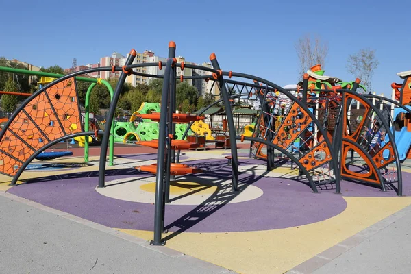 Equipamento Playground Parque Diversão Criança Jogo Livre Verão Lazer Infância — Fotografia de Stock