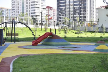 oyuncak, park, erkek, çocuk, çocuk, küçük, mutlu, çocukluk, şirin, açık hava, genç, yaz, eğlence, aile, çocuk, insan, güzel, insanlar, erkek, arka plan, oyun, doğa, sonbahar, neşe, oturma, oyun, baba, mutluluk