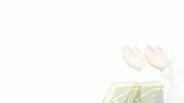 Рамадан Привітні Листівки Руками Моляться Задньому Плані Килимку Молитви — стокове відео