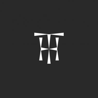 Hipster baş harfleri Th logo mockup üçgen geometrik şekil üzerinden kombinasyonu iki mektup T H birlikte ince siyah beyaz çizgi stili, Ht birlikte sermaye düğün davetiyesi amblemi