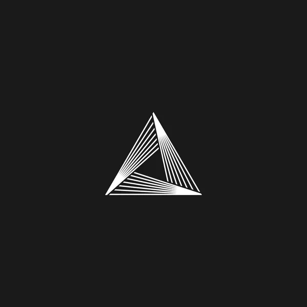 Logo triángulo infinito lineal forma pirámide geométrica, blanco y negro superposición delgadas líneas hipster monograma mínimo estilo infinito icono — Vector de stock