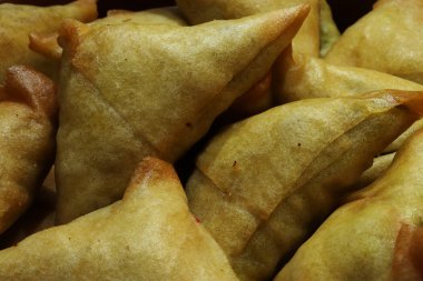 Yemek arkaplanı için samosa desenli fotoğraf