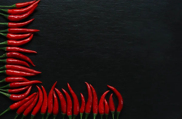 Valokuvaus punainen paprika liuskekivi tausta ravintola menu — kuvapankkivalokuva