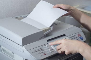 Faks makinesi kullanma office işkadını midsection