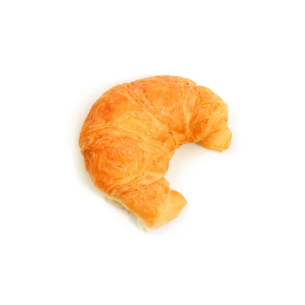 Izolat croissant proaspăt pe fundal alb — Fotografie, imagine de stoc