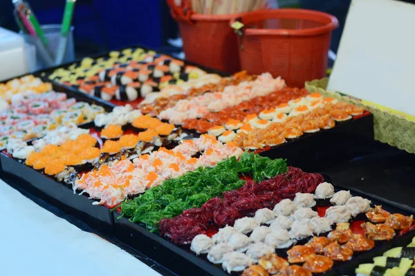 The group of Sushi (Japanese food) in market — Stock Photo, Image