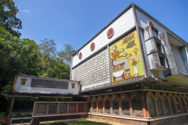 Surat Thani, Tayland - 01 Ocak 2020 Ruhani Tiyatro Sanatı