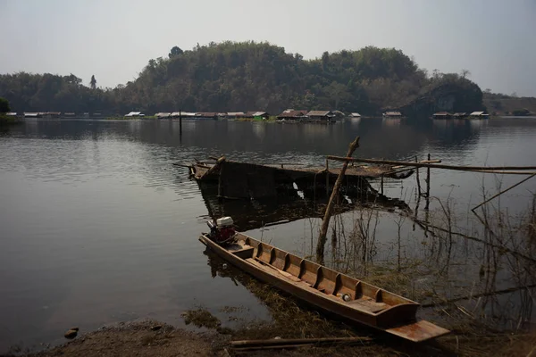 Old boat on it just dock. — Stock Photo, Image