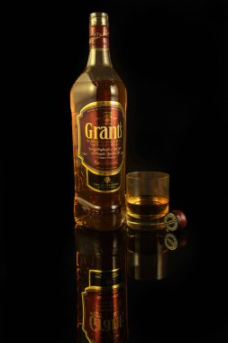 Grant 's Family Reserve, bir ailede beş nesildir üretilen en eski viskidir..