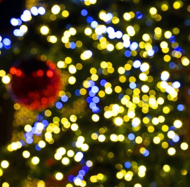 Parlayan ışıklar ile bulanıklık arka parıltılı