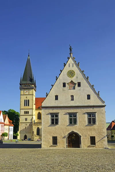 Bardejov Stadtplatz Mit Dem Alten Rathaus Und Der Gotischen Basilika — Stockfoto