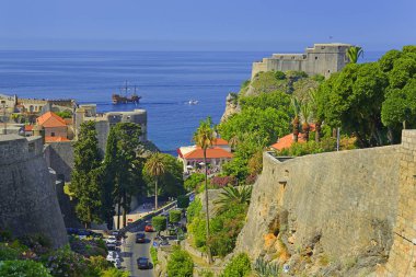 Hırvatistan 'ın Dubrovnik kentindeki Fort Lovrijenac veya St. Lawrence Kalesi. Dubrovnik, Unesco Dünya Mirasları Listesinde.