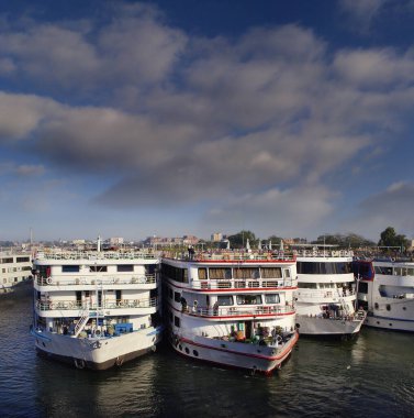 Nil nehrinde bir tekne