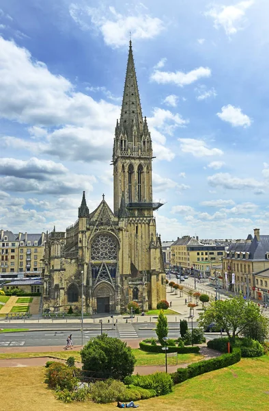 Chiesa Saint Pierre Chiesa Risultato Una Costante Ricostruzione Dal Xiii — Foto Stock