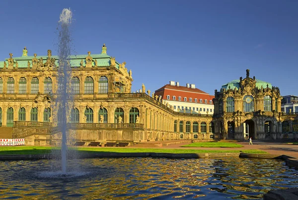 Dresden Almanya Dresden Şehrindeki Zwinger Sarayı Veya Şatosu — Stok fotoğraf