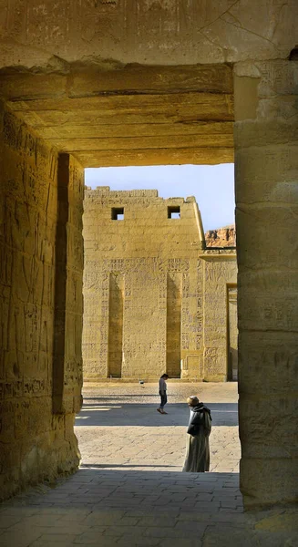 Templo Medinet Habu Dedicado Ramsés Iii Património Mundial Unesco Luxor — Fotografia de Stock