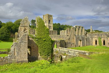Fountains Abbey, Studley Royal, North Yorkshire, Ripon, İngiltere - Unesco Dünya Mirası