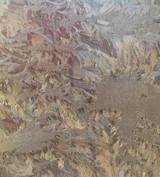 窓の氷の霜 冬のガラスの氷のパターン — ストック写真