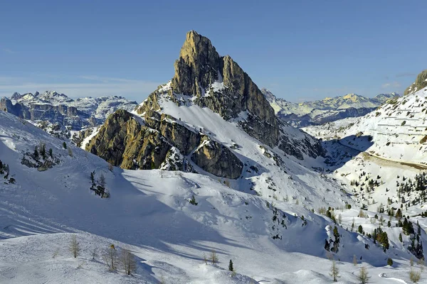 モンテ ストリア ドロマイト山脈 イタリア ヨーロッパ ドロマイトはユネスコの世界遺産に登録されています — ストック写真