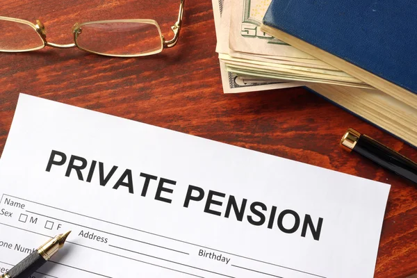 Private pension form on an office table. — Stock fotografie