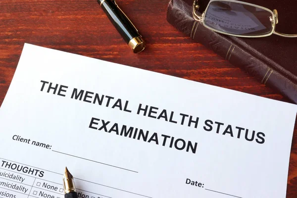 El examen del estado de salud mental (MSE) forma en una superficie . —  Fotos de Stock