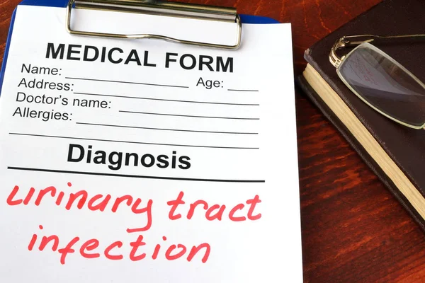 Formulaire médical avec diagnostic Infection des voies urinaires . — Photo