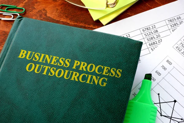 Livro com título Business Process Outsourcing, BPO . — Fotografia de Stock