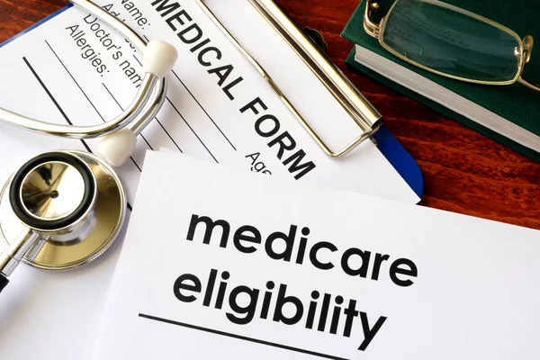 Document with title medicare eligibility. — Stock Photo, Image