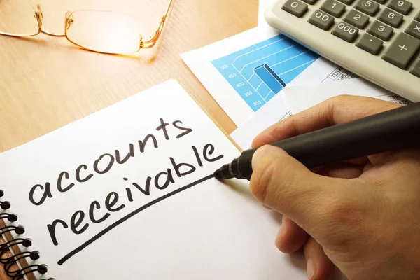 Accounts receivable written by hand in a note. — Stock Photo, Image