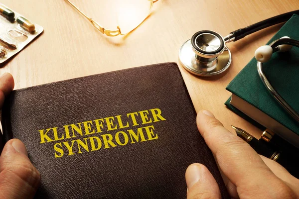 Prenotare con nome Sindrome di Klinefelter . — Foto Stock