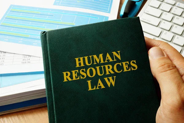 Livro com o título Human Resources HR Law . — Fotografia de Stock