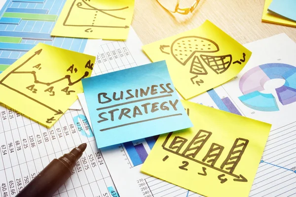 Strategia aziendale e grafici e grafici finanziari . — Foto Stock