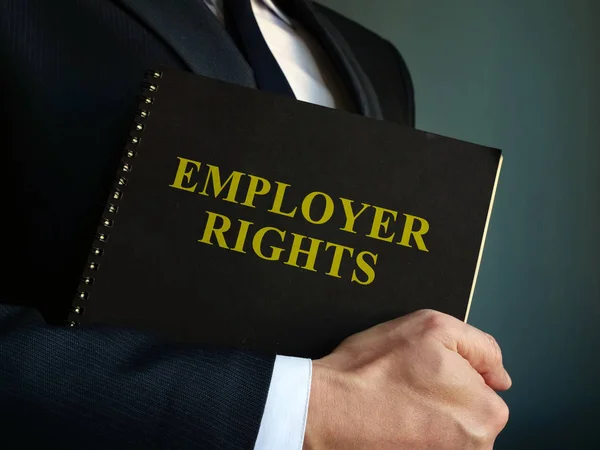 Das Recht des Arbeitgebers liegt in den Händen. — Stockfoto