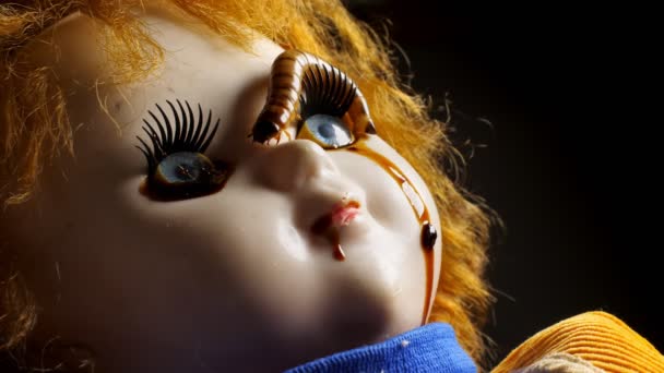 Vintage Creepy Head Doll Blood Worms — Stock Video