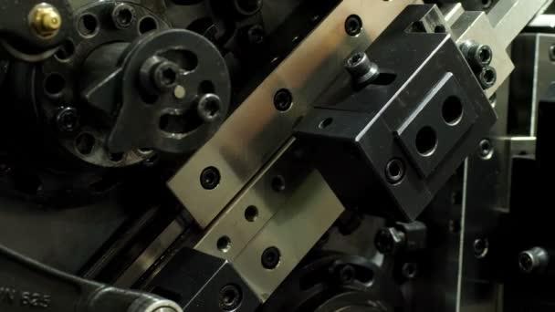 Technische Ausrüstung Hintergrund Nahaufnahme Beweglicher Stahlteile Von Automaten — Stockvideo