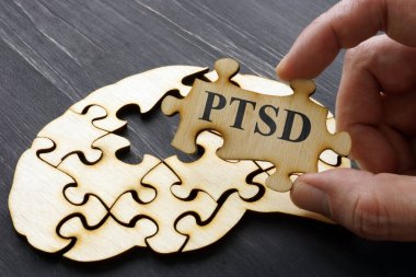 Ptsd Post Travmatik Stres Bulmaca üzerine yazılmış.