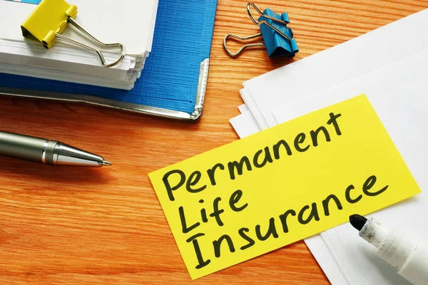 Permanent life insurance form and pen for signing. — Stockfoto