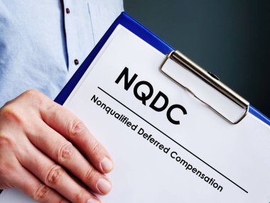 Yetersiz ertelenmemiş Nqdc formu ellerinde.