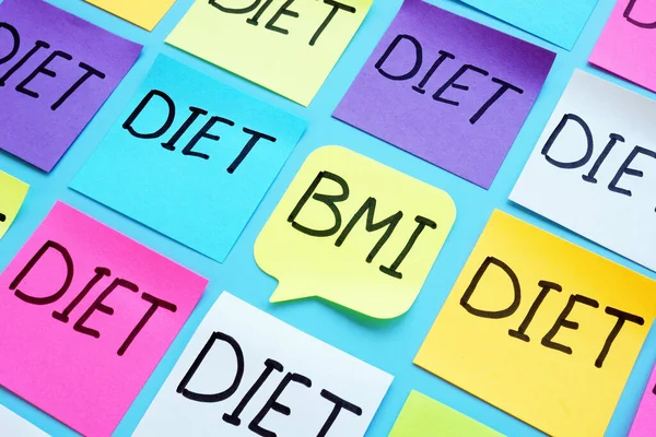 Bmi体質量インデックスとワードダイエット上のカラフルなシート — ストック写真