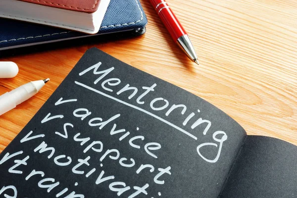 Mentorskap Med Mentorsråd Stöd Och Motivation Anteckningsblocket — Stockfoto