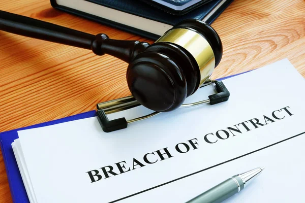 Breach Contract Papers Pen Gavel — Stock Photo, Image