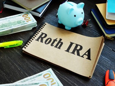 Roth IRA emeklilik planı ve kumbarası.