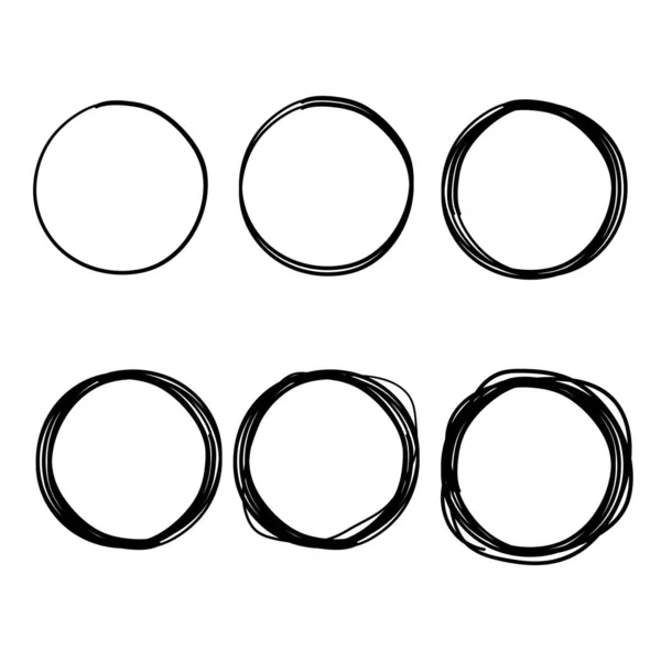Ручной рисунок кругов чернил или каракули кругов вектор коллекции. Циркулярные каракули или круглые рамки, изолированные на белом с местом для текстовой векторной иллюстрации — стоковый вектор