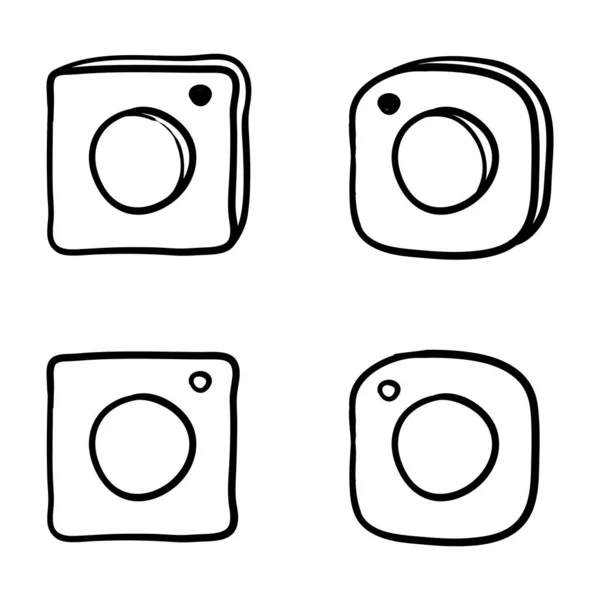 Ícone da câmera doodle com vetor de estilo doodle desenhado à mão isolado no fundo branco —  Vetores de Stock