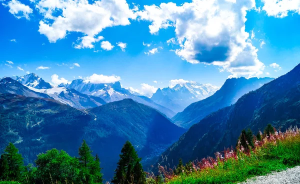 Los Alpes Suizos Paraíso Para Las Actividades Aire Libre Suiza —  Fotos de Stock