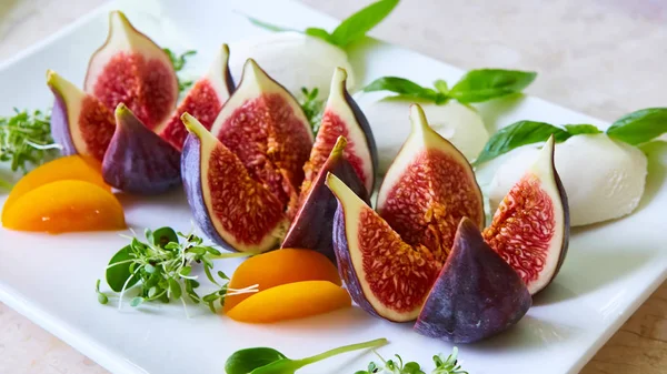 Filled figs with feta cheese