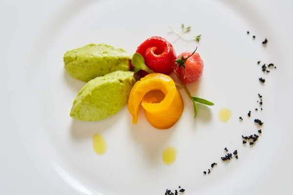 Steamed mixed vegetables. Close up. Shallow dof. — Stock Photo, Image